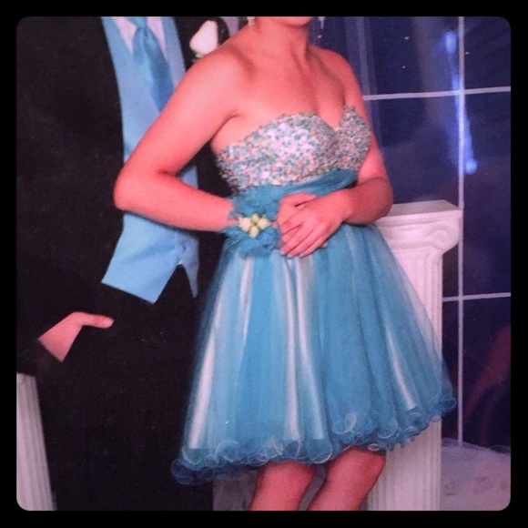 Prom dress - Picture 1 of 1